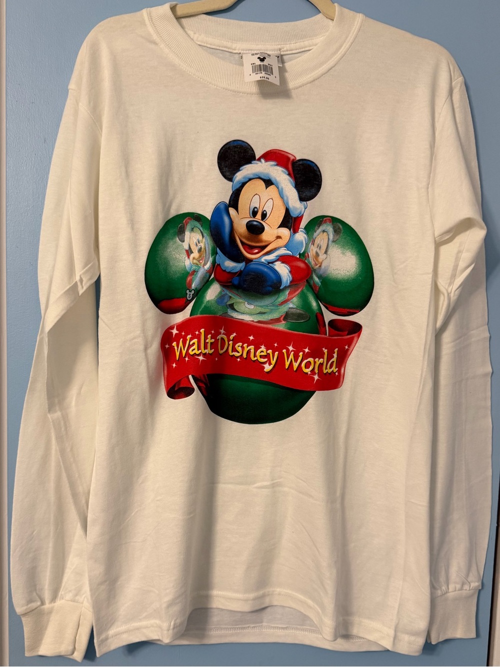 NWT Vintage Disney Mickey Mouse Christmas Long Sleeve Tee